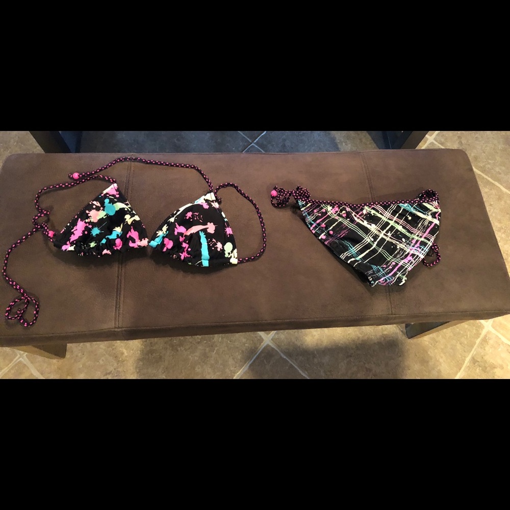 Reversible bikini - Picture 2 of 2